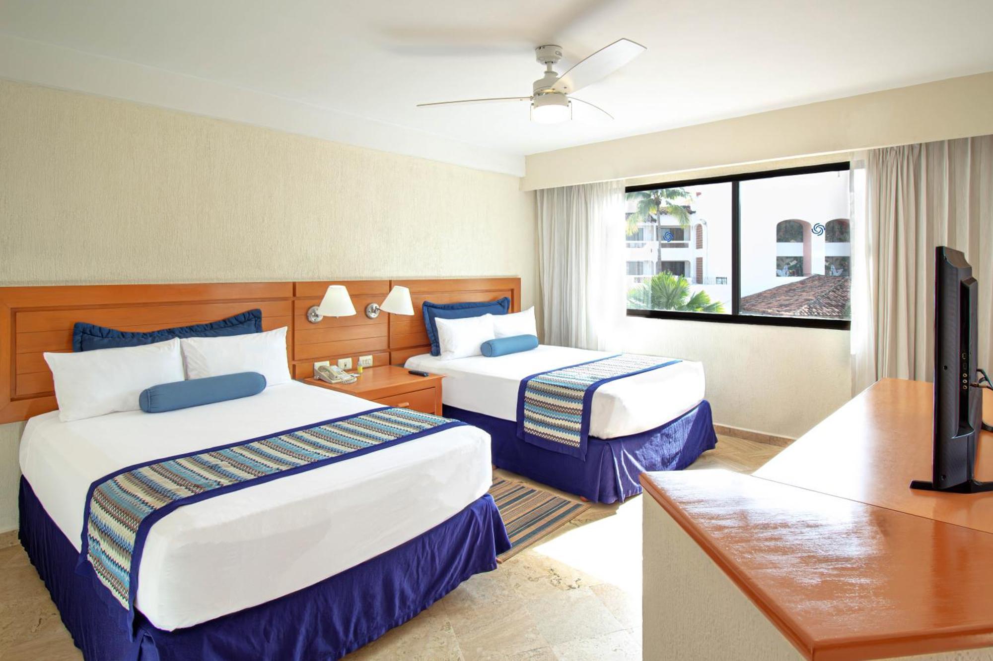 Plaza Pelicanos Grand Beach Resort All Inclusive Puerto Vallarta Esterno foto