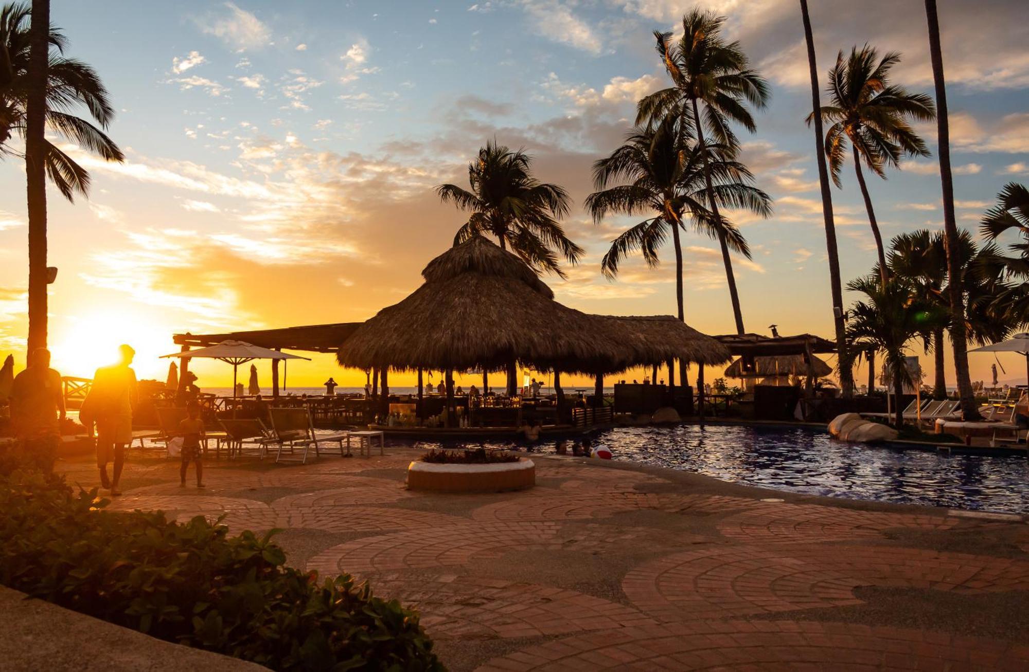 Plaza Pelicanos Grand Beach Resort All Inclusive Puerto Vallarta Esterno foto