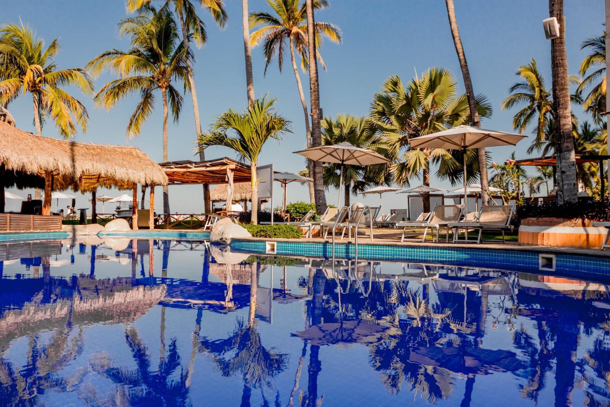 Plaza Pelicanos Grand Beach Resort All Inclusive Puerto Vallarta Esterno foto